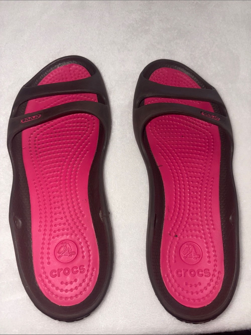 CROCS Women's Cleo Slide Sandals in Hot Pink and Brown